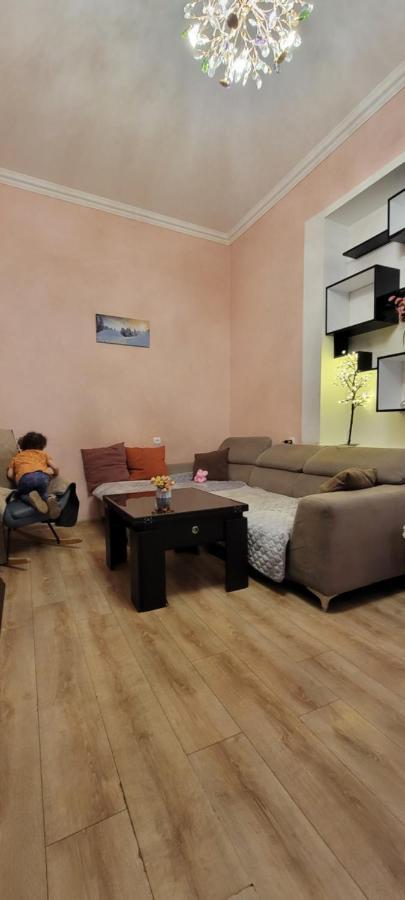 Honey Apartment Tbilisi Buitenkant foto